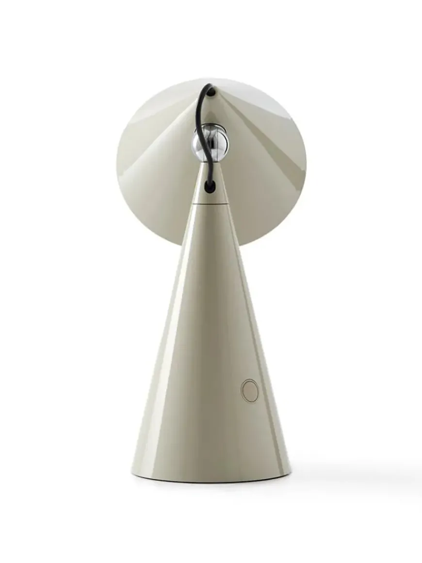 Pose Portable Bordlampe fra Tom Dixon