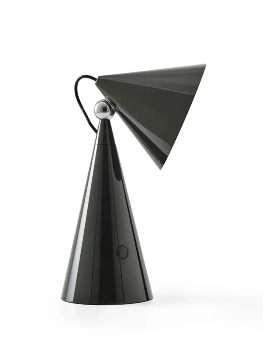 Pose Portable Bordlampe fra Tom Dixon