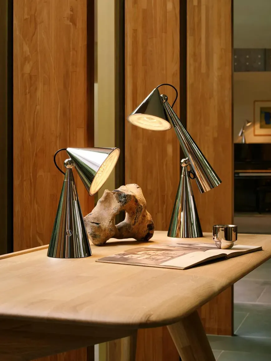 Pose Portable Bordlampe fra Tom Dixon