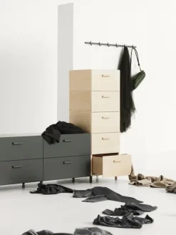 Relief Kommode, lav fra String