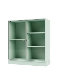 Ripple II Vitrineskab, inkl. sokkel fra Montana