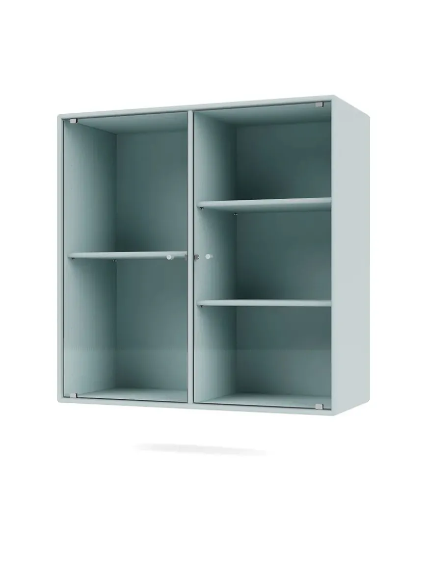 Ripple II Vitrineskab, inkl. sokkel fra Montana