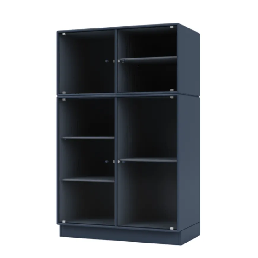 Ripple III Vitrineskab, inkl. sokkel fra Montana