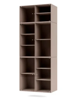 Ripple IV Vitrineskab, inkl. sokkel fra Montana