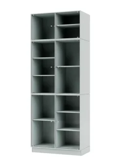 Ripple IV Vitrineskab, inkl. sokkel fra Montana