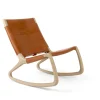 Rocker gyngestol, mat lakeret eg med whisky farvet læder fra Mater