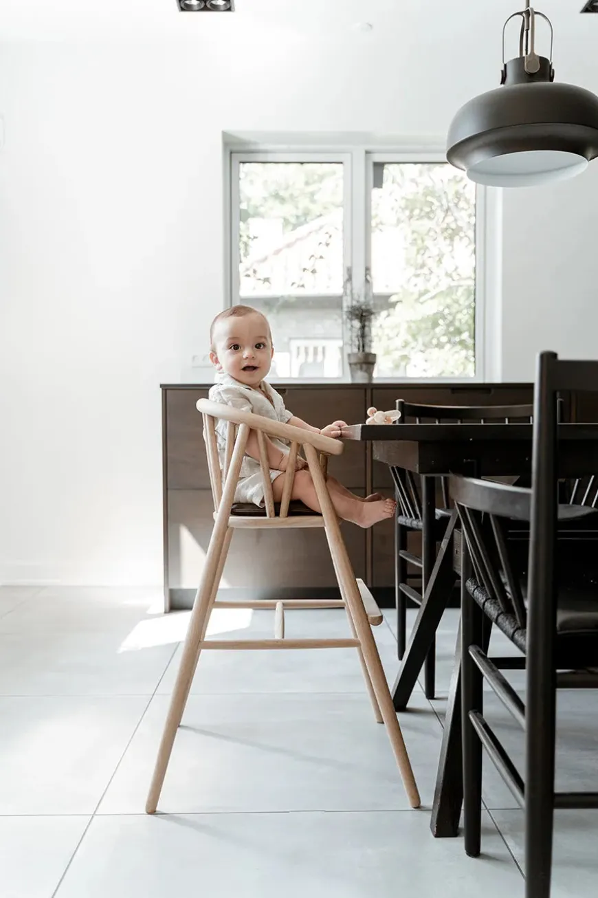 Saga Højstol, sortlakeret eg fra Oaklings