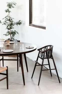 Saga Højstol, sortlakeret eg fra Oaklings