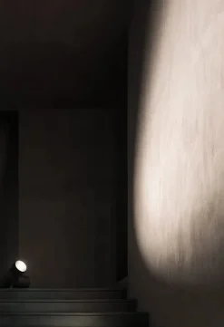 Sawaru gulvlampe fra Flos