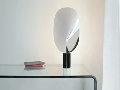 Serena Bordlampe fra Flos