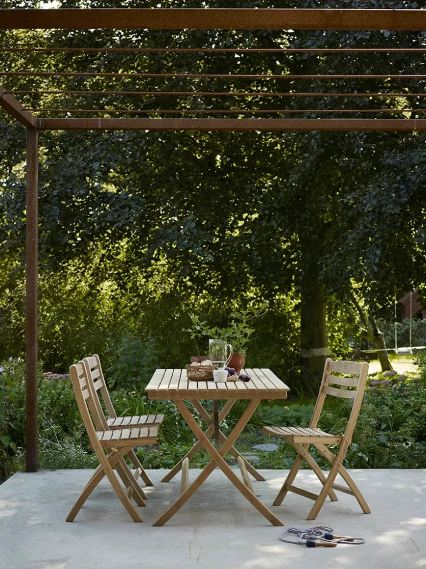 Skagerak Selandia Sæt, 4 stole og bord 147 fra Fritz Hansen