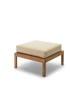 Skagerak Virkelyst Puf, Golden Yellow Stripe fra Fritz Hansen