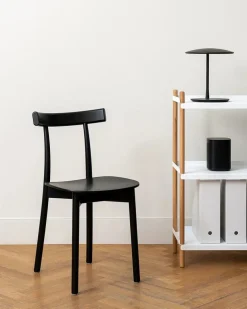 Skinny wooden chair, ash/black fra Nine