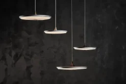 Soleil pendel small, lys eg, papir skærm fra Le Klint