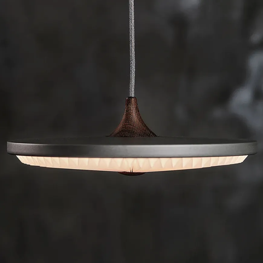 Soleil pendel small, lys eg, papir skærm fra Le Klint