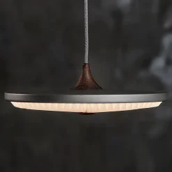 Soleil pendel small, lys eg, plast skærm fra Le Klint