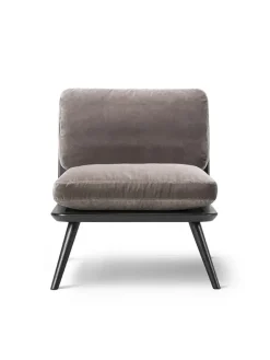 Spine Lounge Chair Petit fra Fredericia Furniture