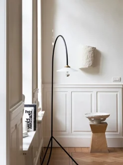 Standing Lamp No. 1 fra Valerie Objects