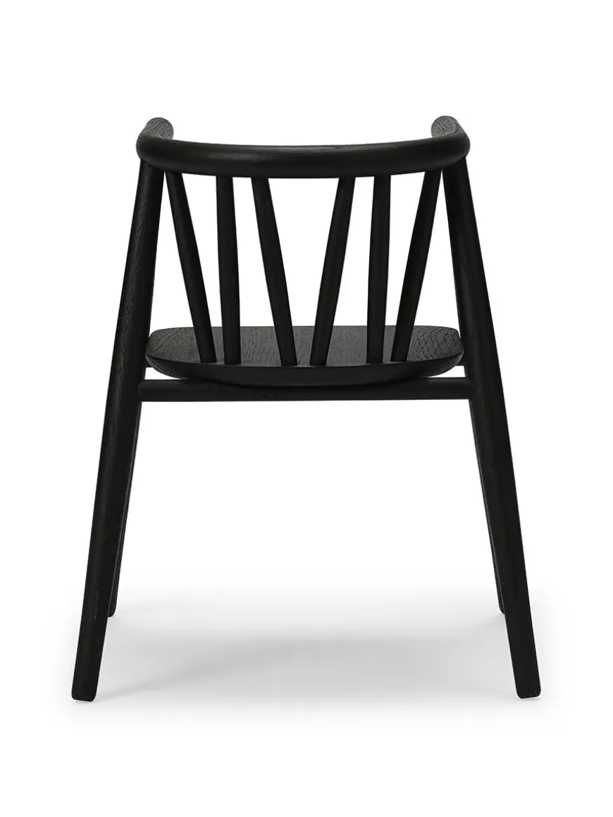 Storm Børnestol, sortlakeret eg fra Oaklings