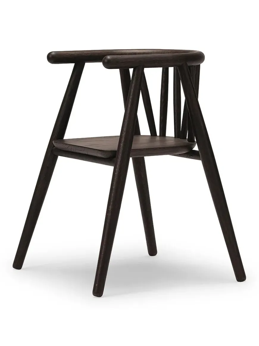 Storm Børnestol, sortlakeret eg fra Oaklings