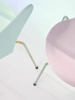 70th Anniversary Edition 3107 Spisebordsstol, 7:14 AM Green af Arne Jacobsen