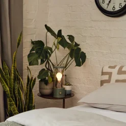 The Muse Portable Lampe, Solid Brass fra Tala