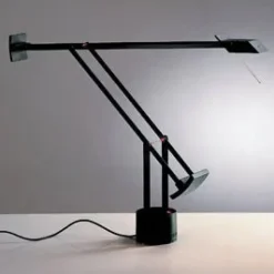 Tizio Bordlampe fra Artemide