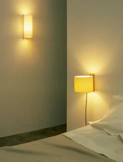 TMM Corto Væglampe, bøg fra Santa and Cole