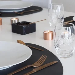 Trepas Stager af Peter Karpf