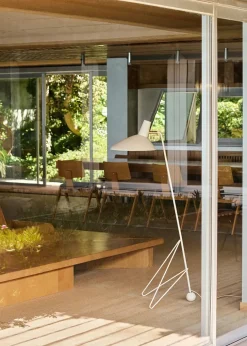 Tripod HM8 Gulvlampe af Hvidt & Mølgaard