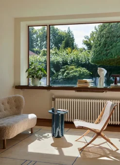 Tung JA3 sidebord, Steel Blue fra &Tradition