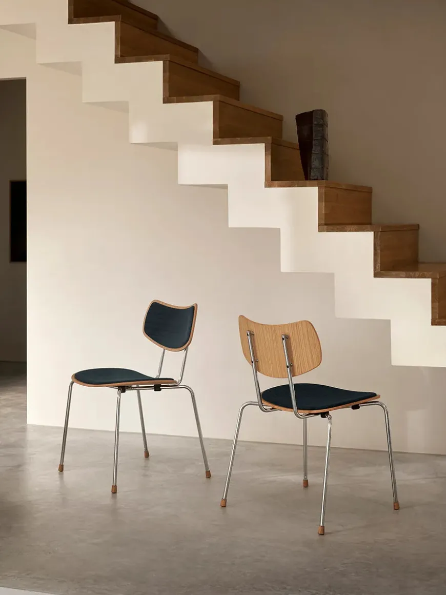 Vega Stol, mood 01104/krom fra Carl Hansen & Søn