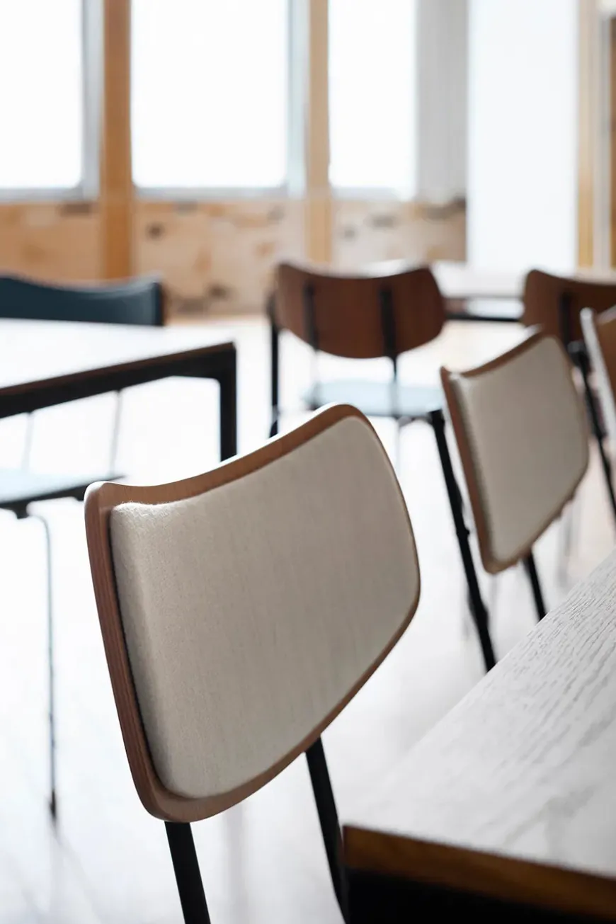 Vega Stol, polstret fra Carl Hansen & Søn