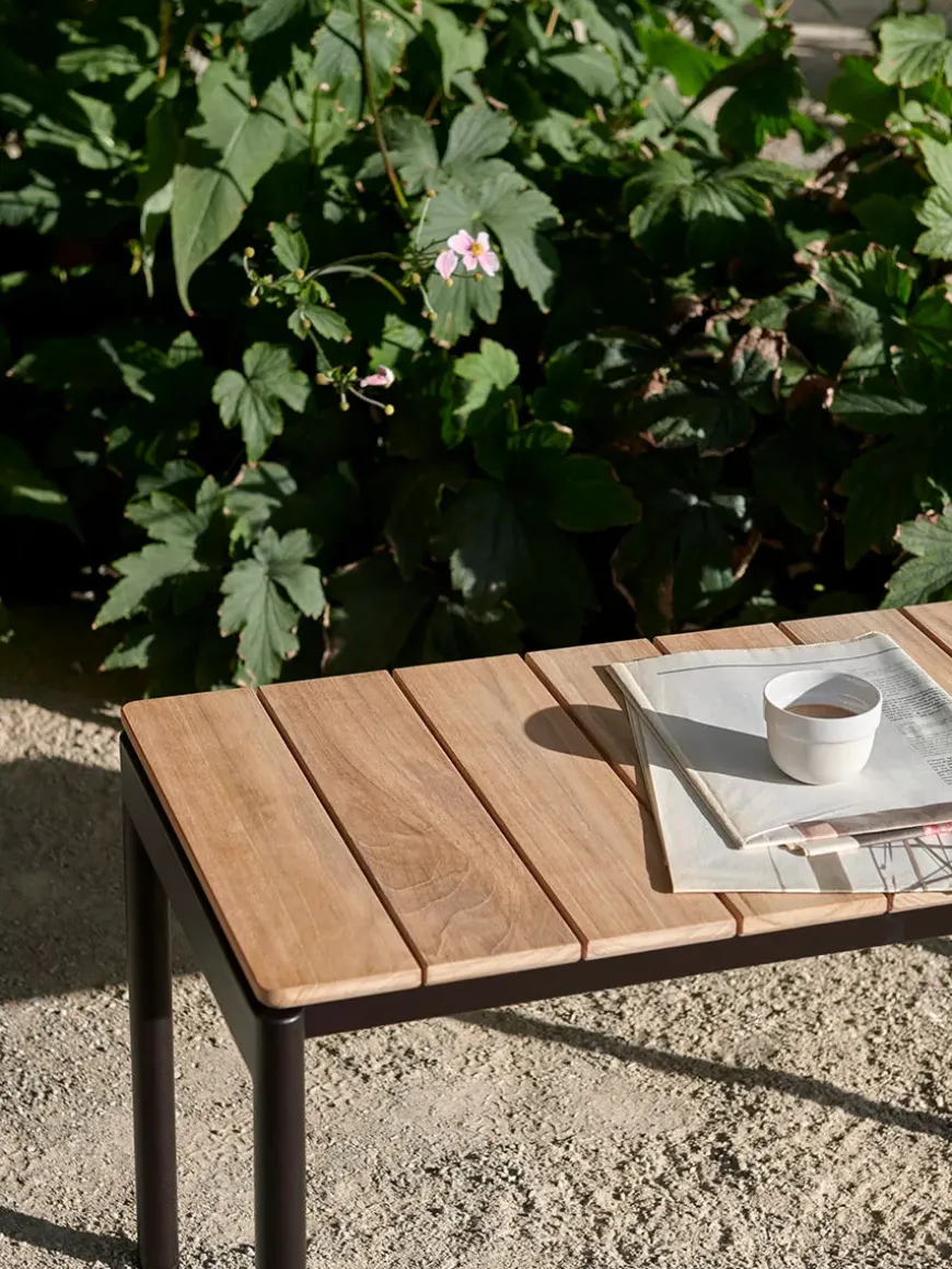 Ville AV27 Havebænk, 110x40 fra &Tradition