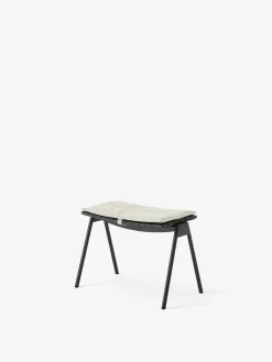 Ville Hynde til AV46 Fodskammel fra &Tradition