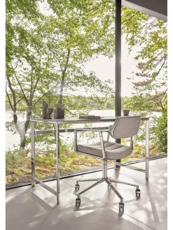 VIPP453 Swivel+ Chair, bosco grøn læder fra Vipp