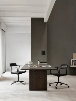 VIPP452 Swivel Chair, curly edition fra Vipp