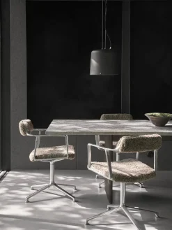 VIPP452 Swivel Chair, curly edition fra Vipp