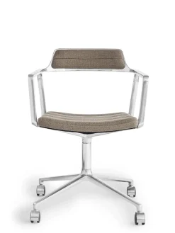 VIPP452 Swivel Chair m/hjul, dark sand fra Vipp