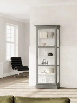 Vitrineskab Classic V1, lys grå fra Lindebjerg Design