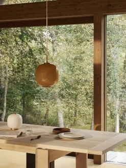 VL45 Radiohuspendel 250, pale yellow fra Louis Poulsen