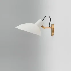 VV Cinquanta væglampe fra Astep