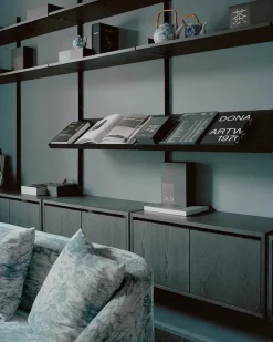 Wall Shelf Cabinet Low w. Doors fra New Works