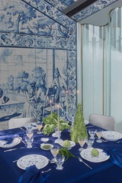 Waves dug råhvid fra Royal Copenhagen