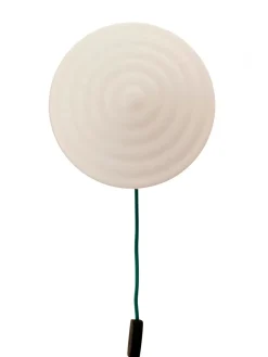 Whipped Wall Lamp, pure green fra LEO Objects