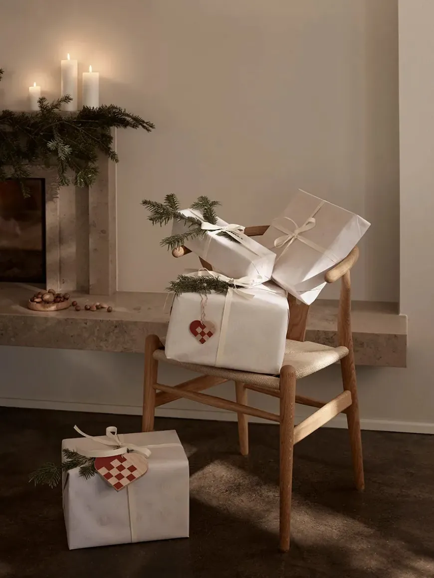 Y-stol CH24, eg olie af Hans J. Wegner