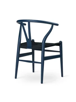Y-stol CH24 Soft Black med sort flet af Hans J. Wegner