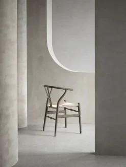 Y-stol CH24 Soft Blue af Hans J. Wegner